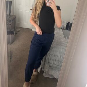Lululemon navy joggers/ SIZE 8